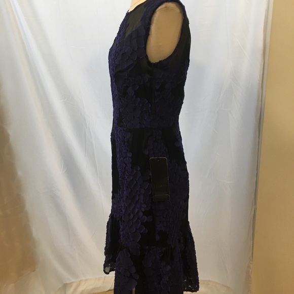 Robe BCBG MAX AZRIA Canvas Combo - Broderie Sequins Manches Courtes - Taille XS NWT